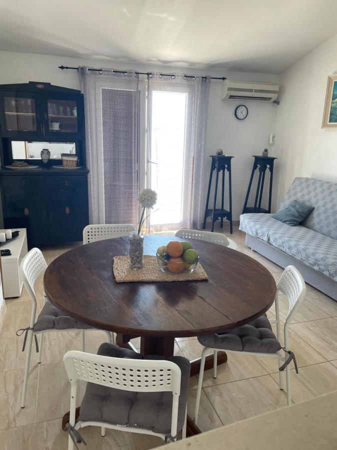 Apartman Gabrijel Podgora Exterior foto